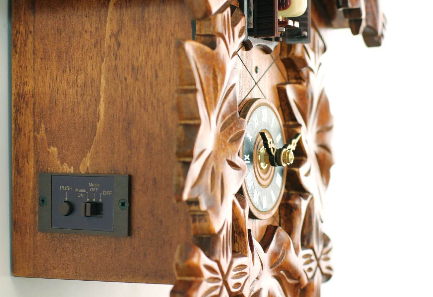Eble -Cuckoo clock quartz movement music five leaves 30cm- 55400000