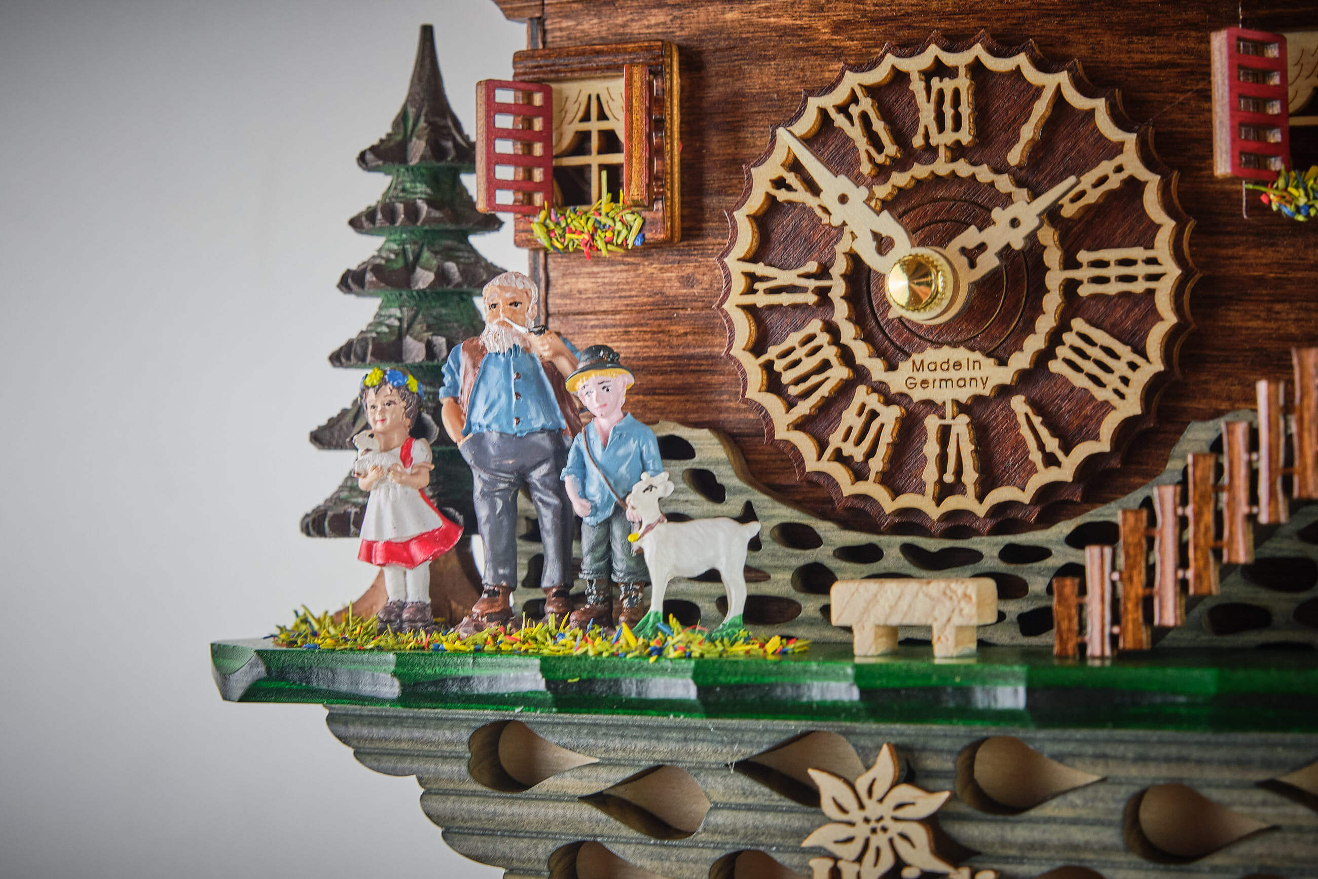 Trenkle -Cuckoo Clock Quartz Movement Black Forest House Heidi with illumination 24cm- 7204 QM HZZG