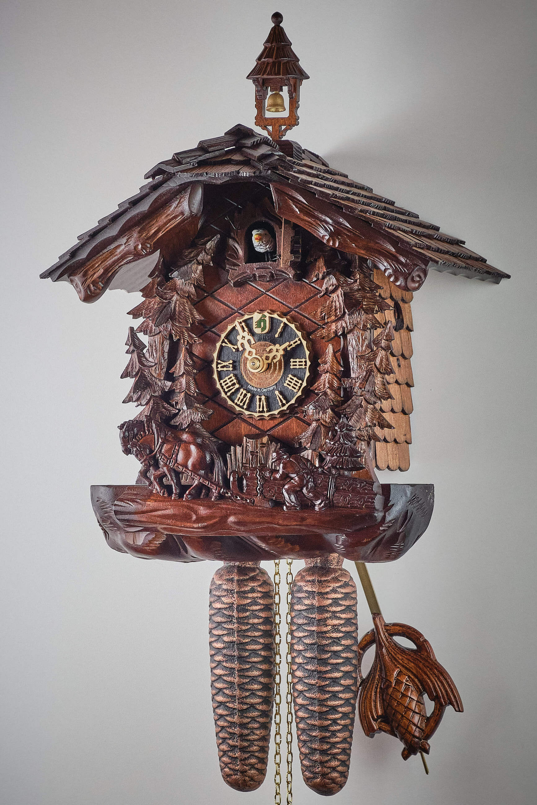 Hönes -Cuckoo Clock 8-Day Movement Wooden Schleipfer 36cm- 891-3NU