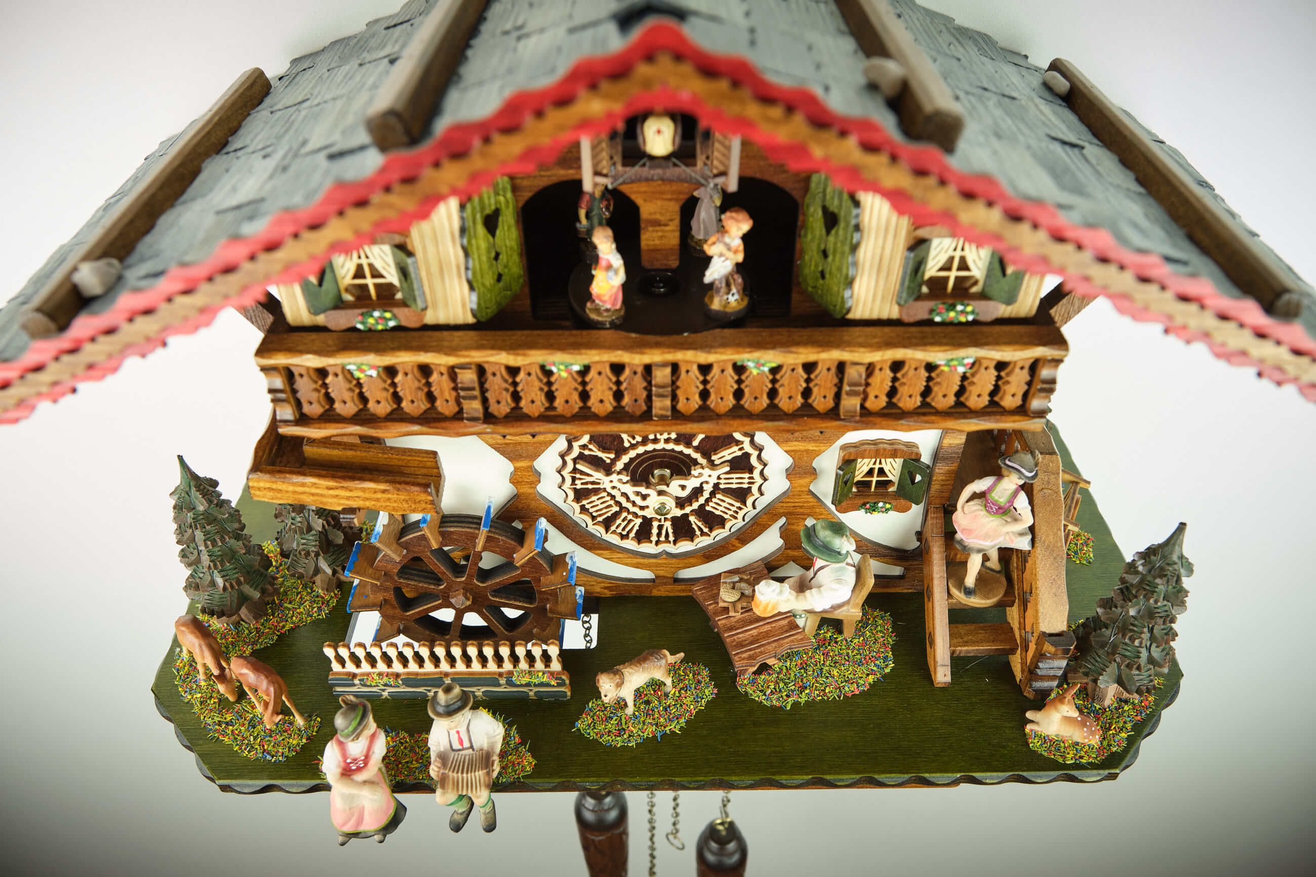 Trenkle -Bavarian Chalet 35cm- 4289 QMT HZZG