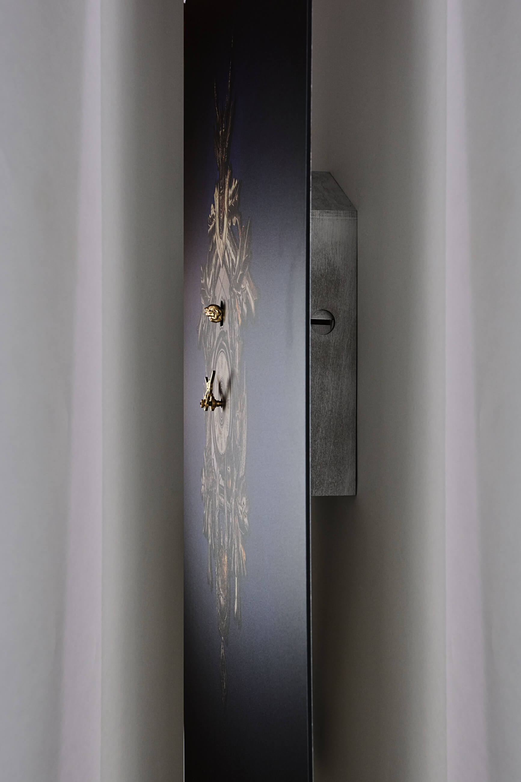 Romba -Echte Kuckucksuhr als Wandbild 90cm Blau Gold- AL37-G
