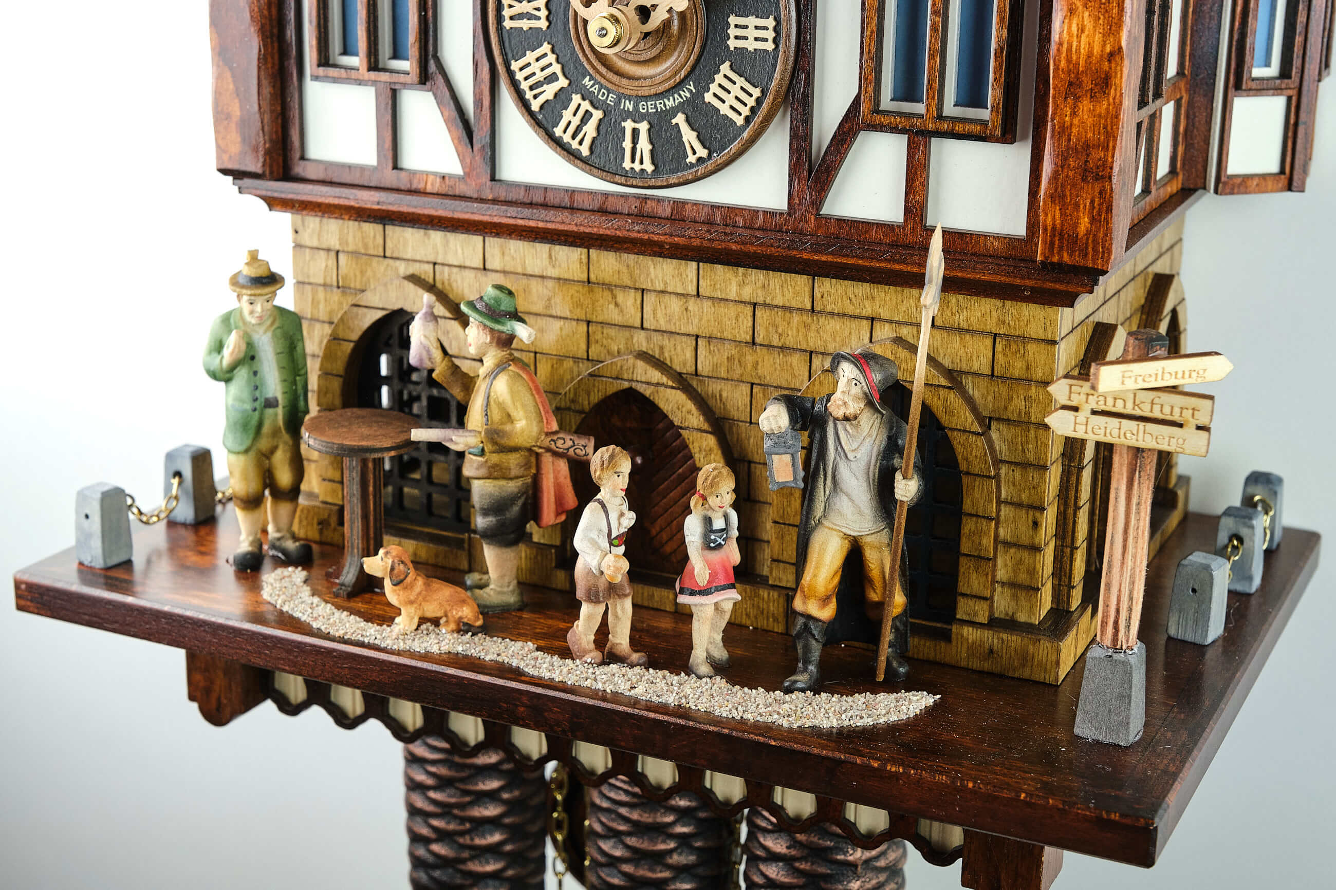 Schneider Anton Söhne -City Hall Alsfeld 54cm- 8TMT 1220/9
