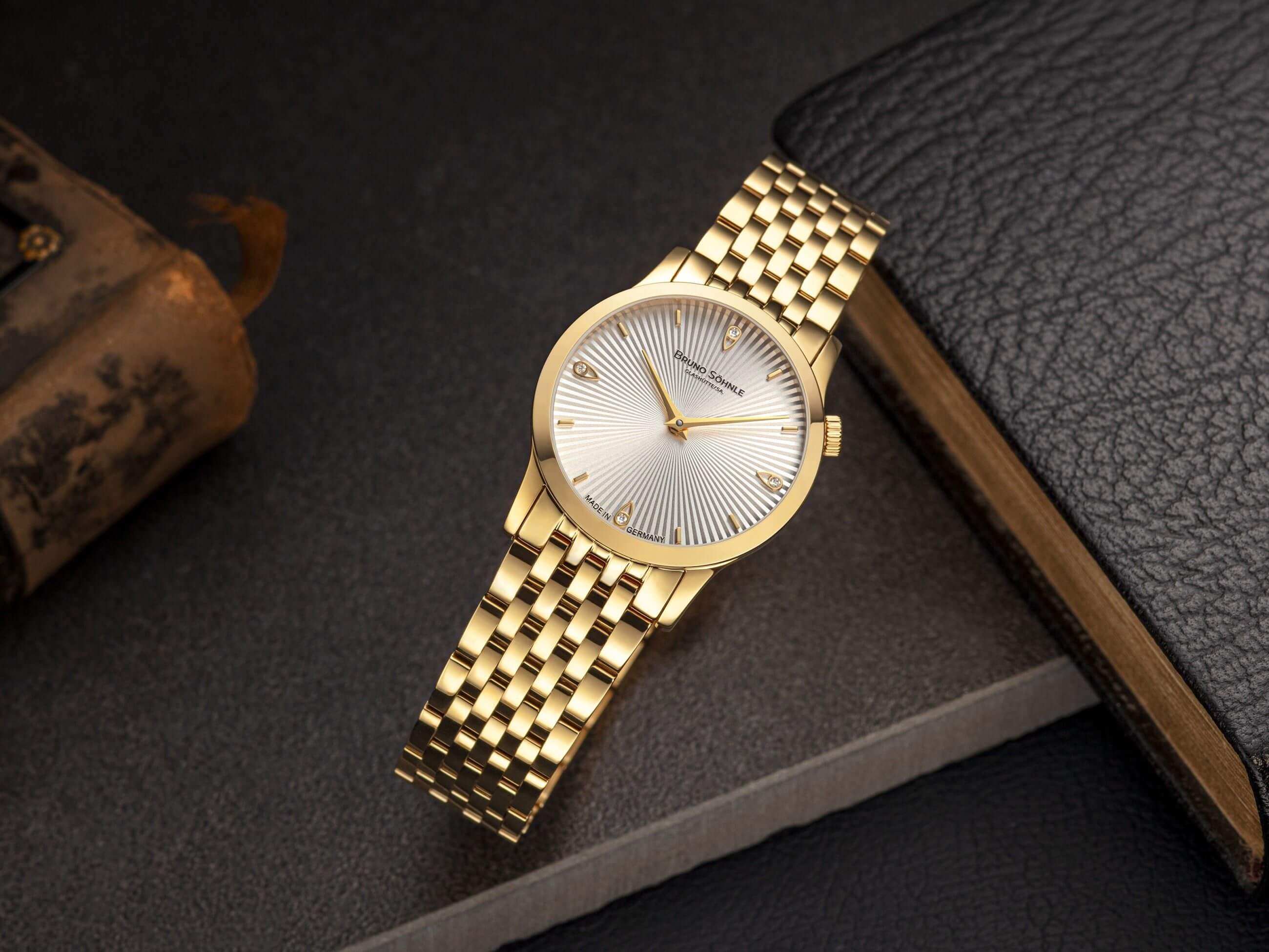 Bruno Söhnle -Bologna IV ladies' watch gold quartz sapphire crystal 29mm- 17-33231-240