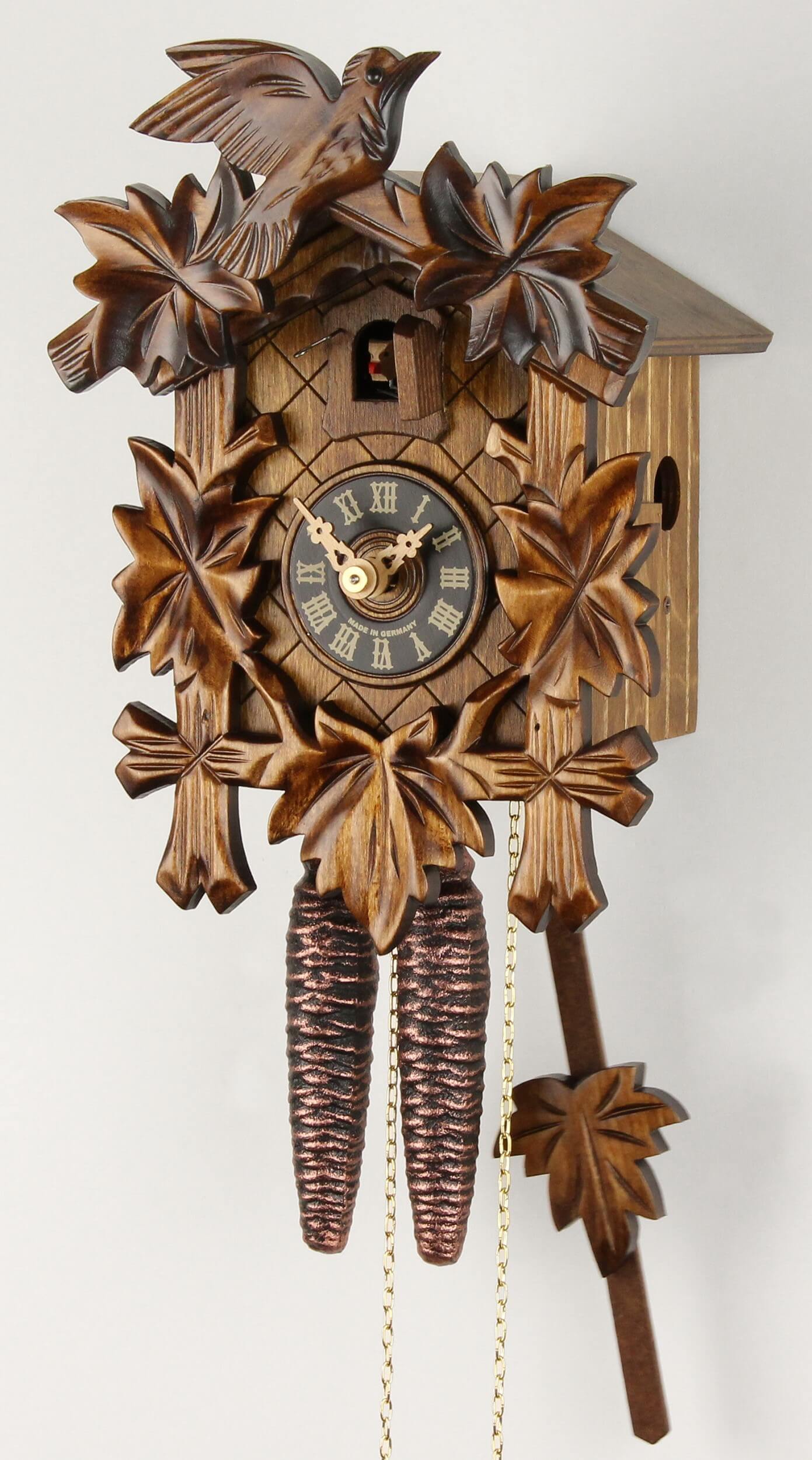 Engstler -Kuckucksuhr 24-Stunden Laufwerk Fünflaub Braun 23cm- 522 SA HZE