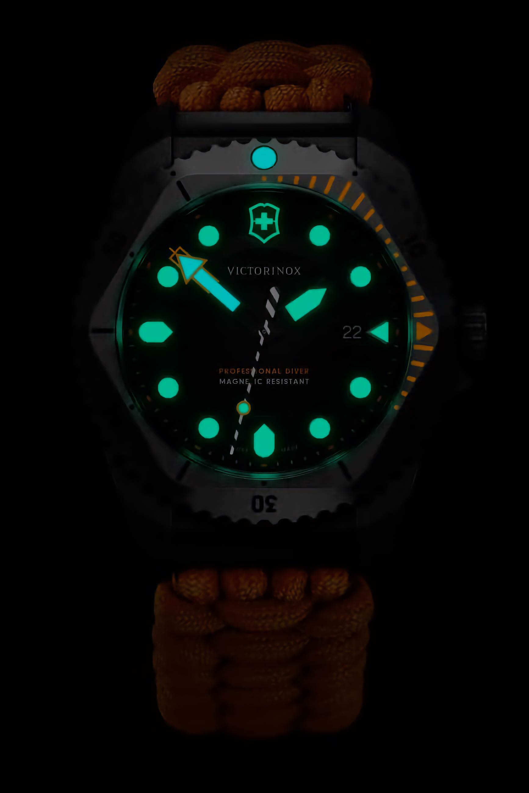 Victorinox -Victorinox Herren Armbanduhr Dive Pro Quarz 43mm- 242069.1