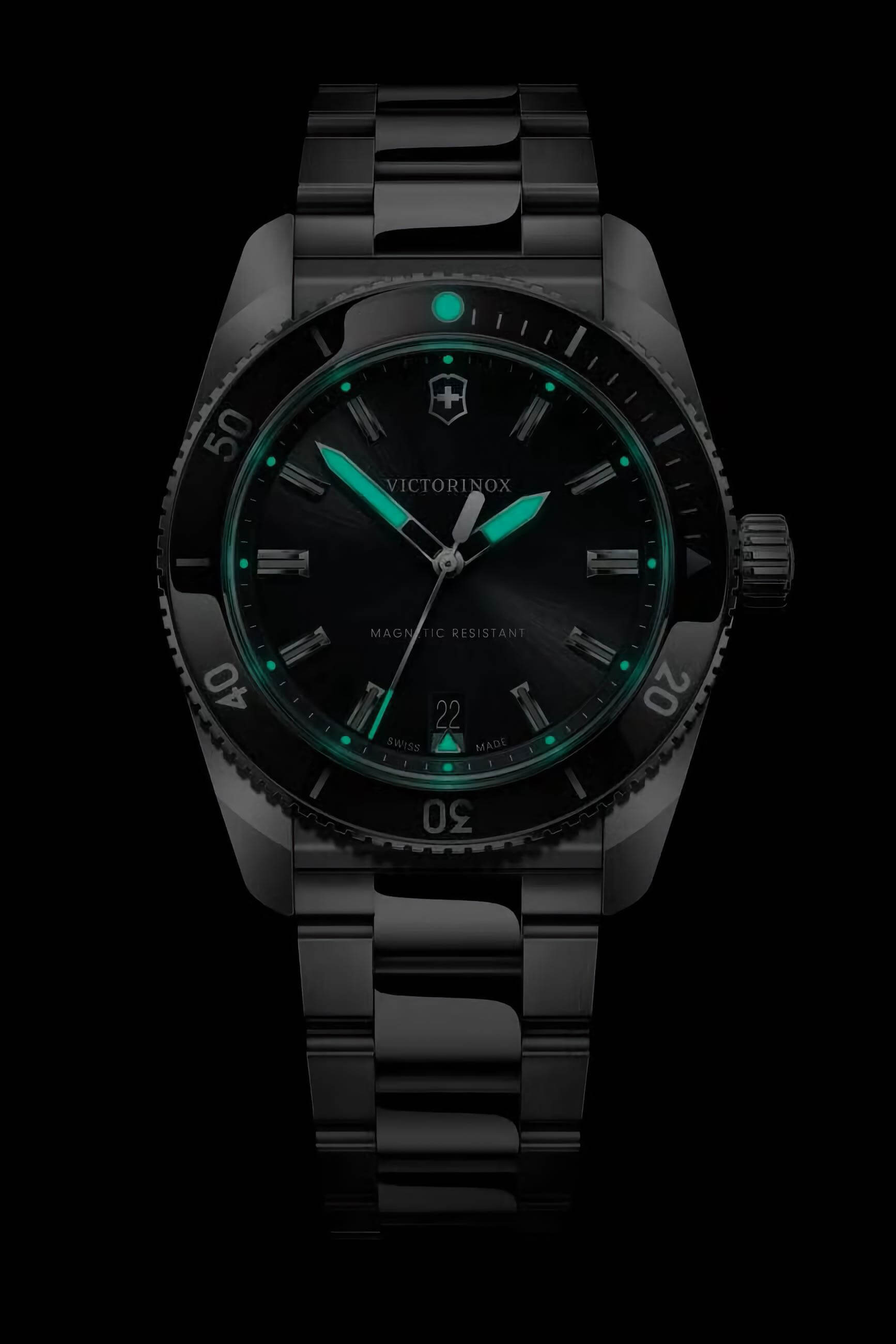 Victorinox -Victorinox Herren Armbanduhr Maverick Silber Schwarz Datum Quarz 39mm- 242097