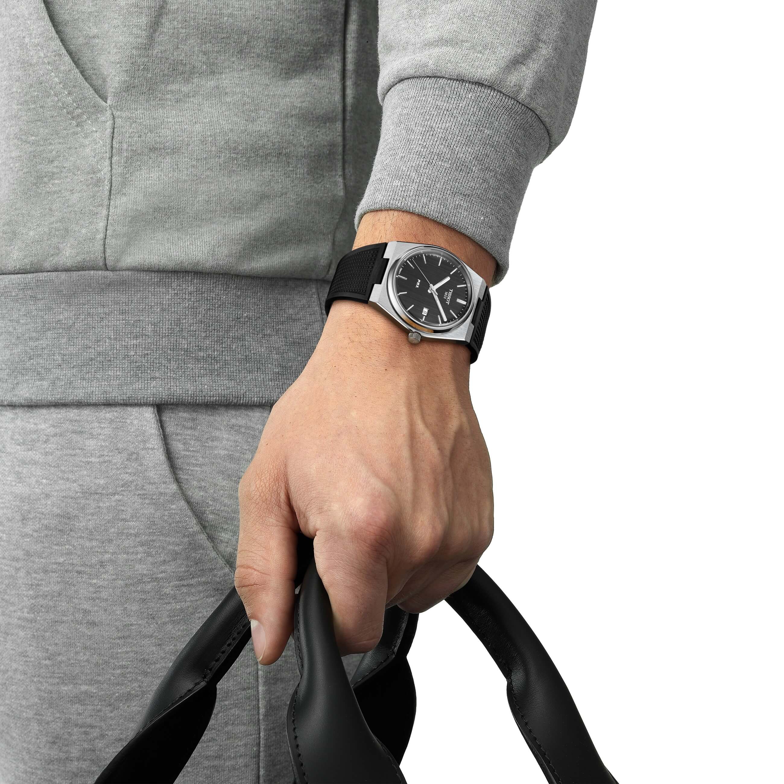 TISSOT -PRX Herrenuhr Schwarz Quarz Saphirglas 40mm- T137.410.17.051.00