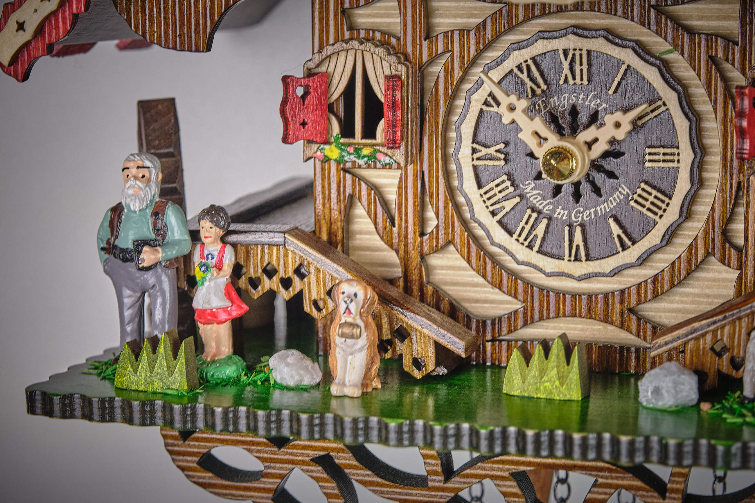 Engstler -Cuckoo clock quartz movement Heidihaus with music 36cm- 3443 QM