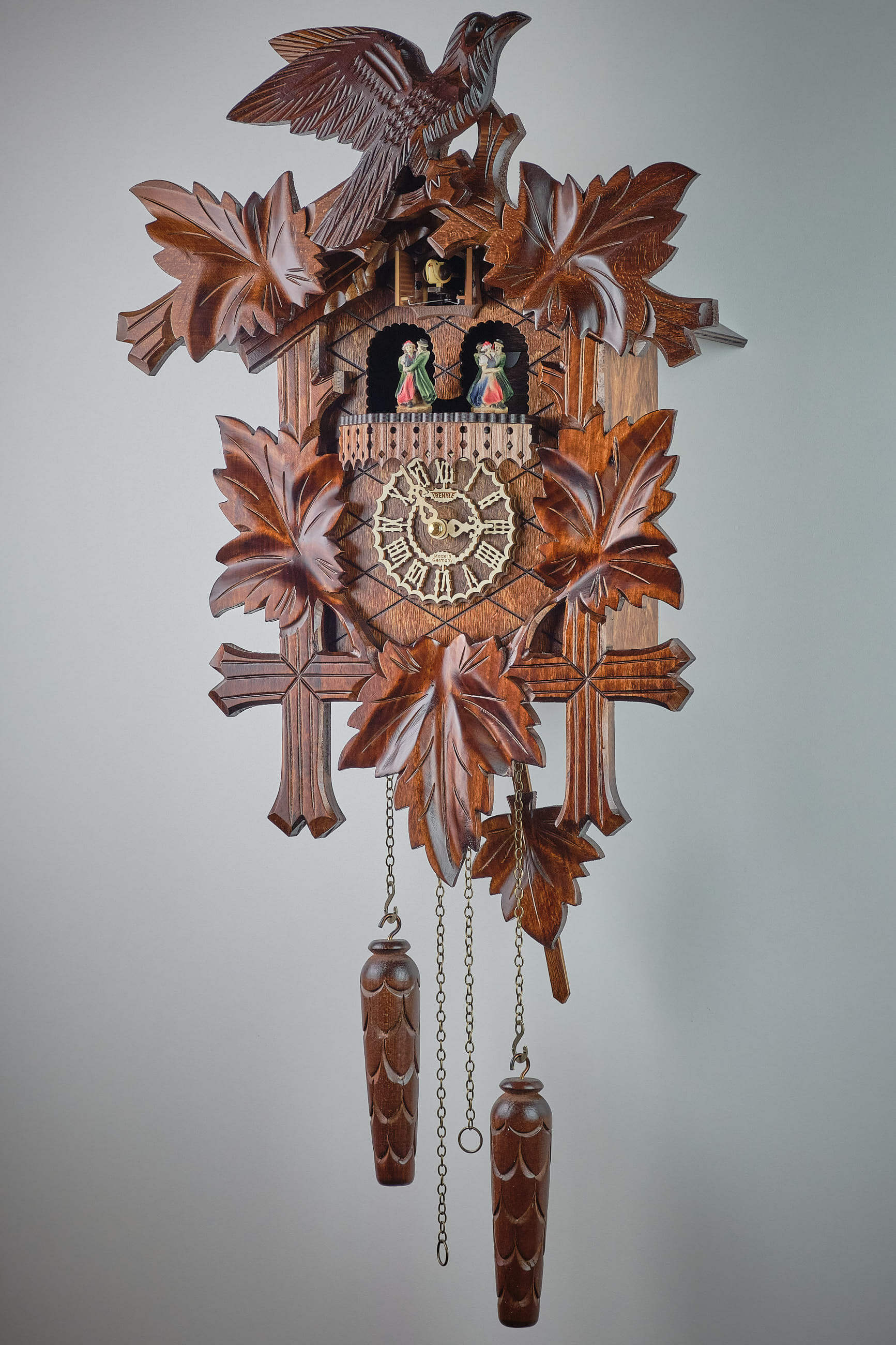 Trenkle -Cuckoo clock with music and dancing figures quartz movement 48cm- 7301 QMT HZZG