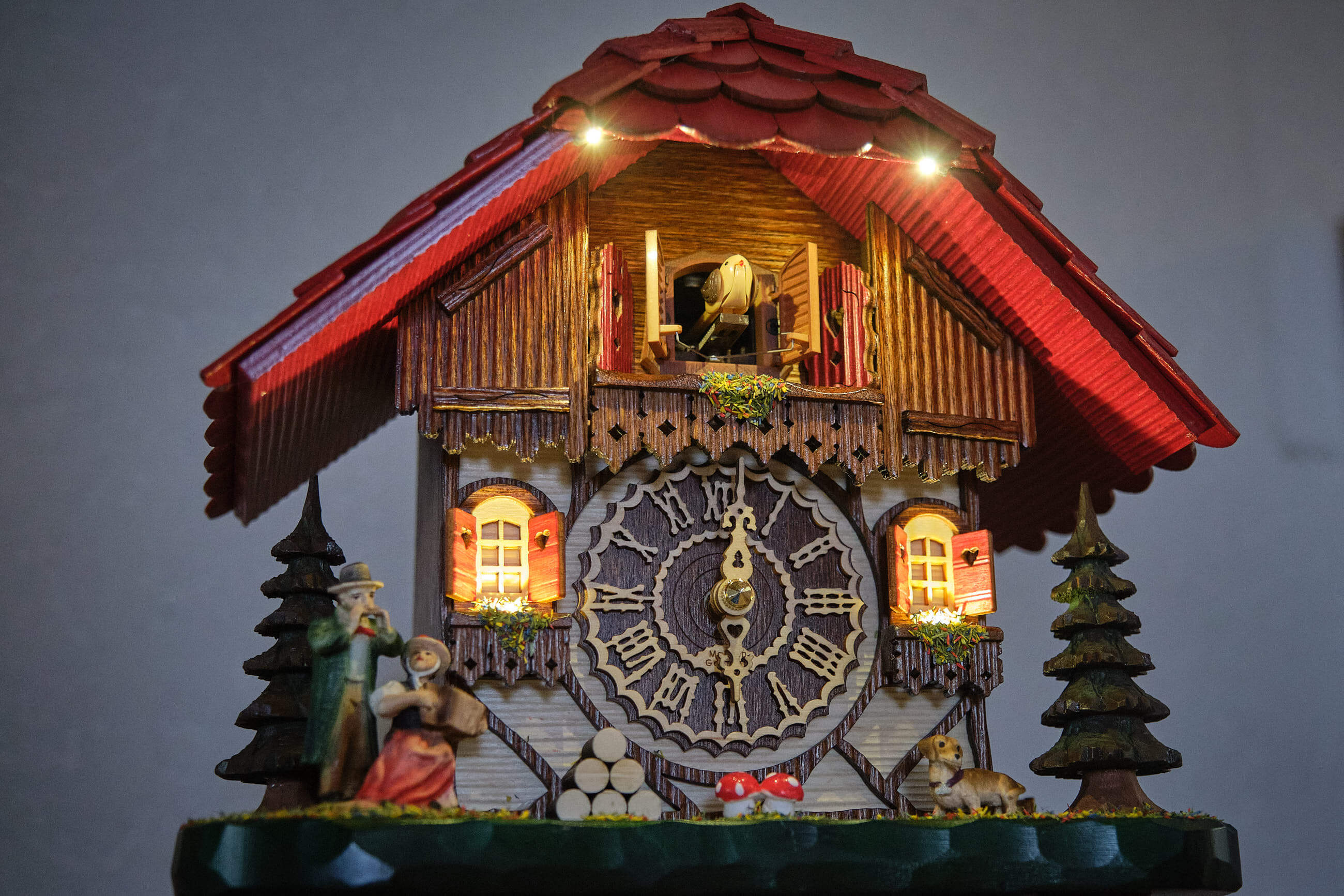Trenkle -Cuckoo clock for wall or table with lighting music house 27cm- 7206 QM
