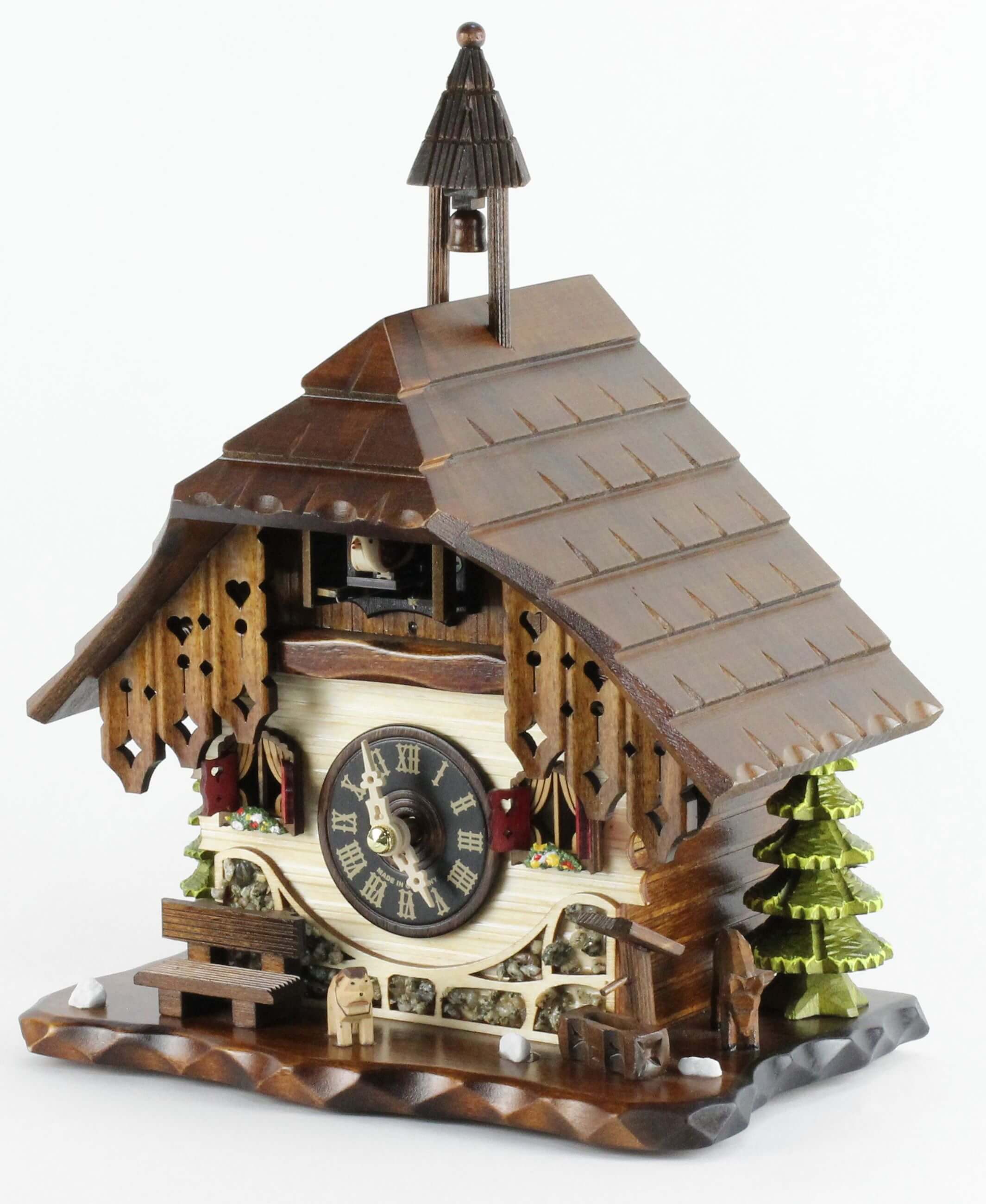 Engstler -table clock Black Forest House 28cm- 40310 Q