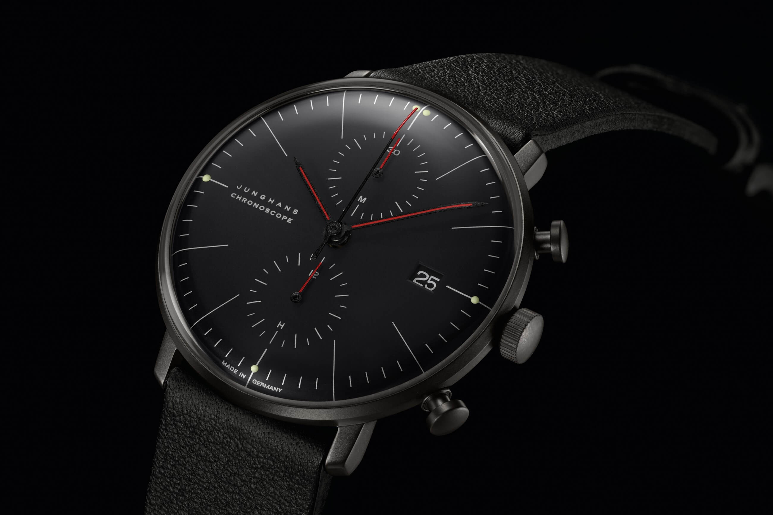 Junghans -max bill Chronoscope Bauhaus Herrenuhr Schwarz Automatik Saphirglas 40mm- 027/4409.02